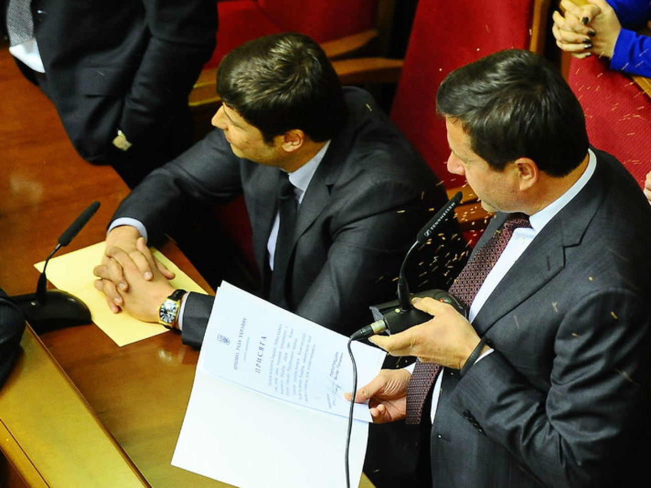 Парламент до сих пор не работает&#8230; новички принимали присягу с гречкой, 15 января 2013г.
