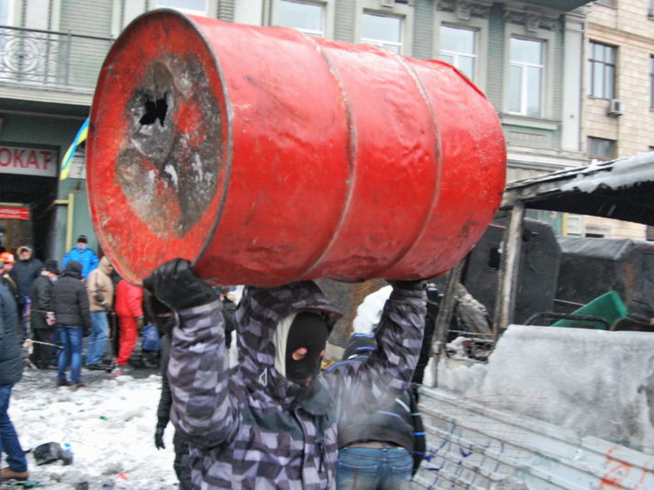 21 января протестующими и силовиками установлено временное перемирие