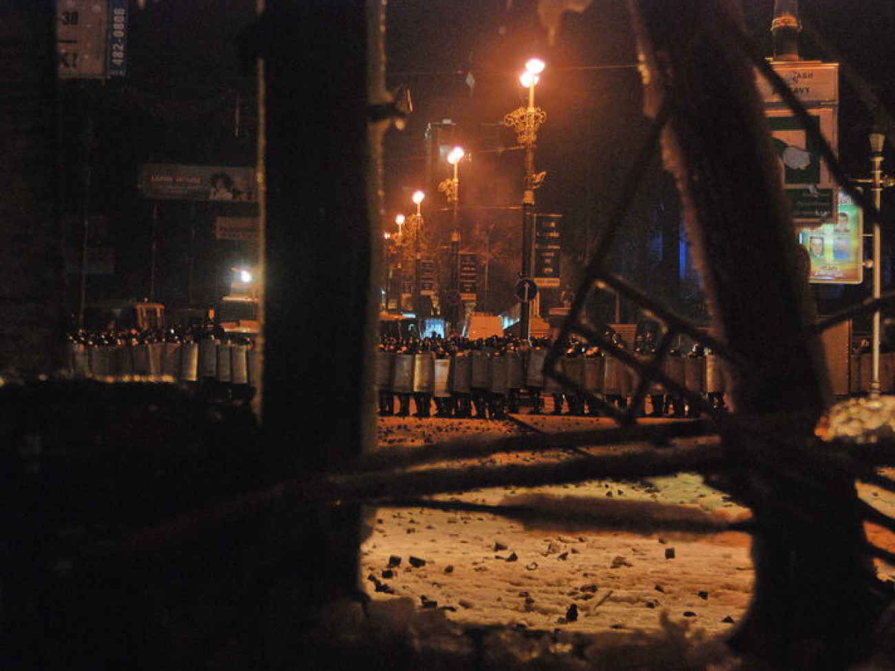 &#171;Беркут&#187; ночью отрепетировал штурм, 21 января 2013г.