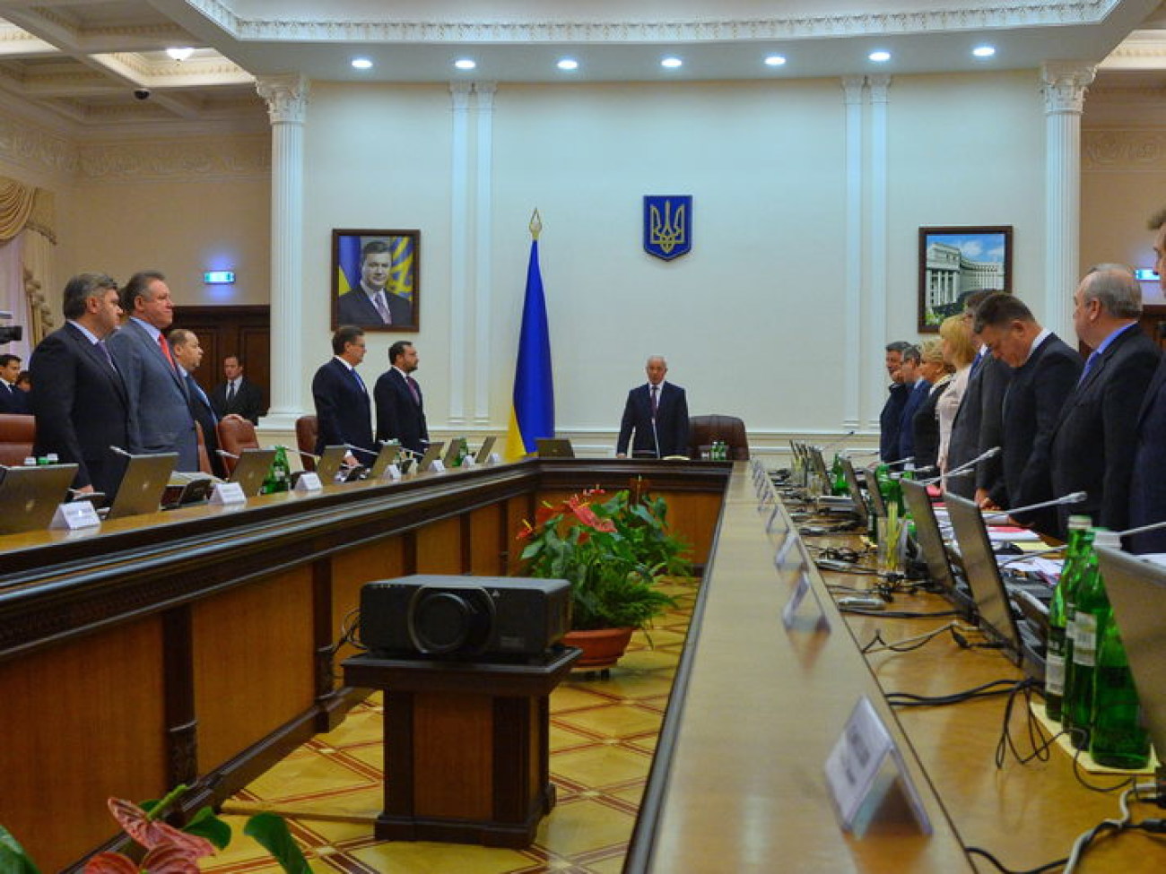 Азаров попрощался, Арбузов поздоровался&#8230; В Украине новый премьер, 29 января 2014г.