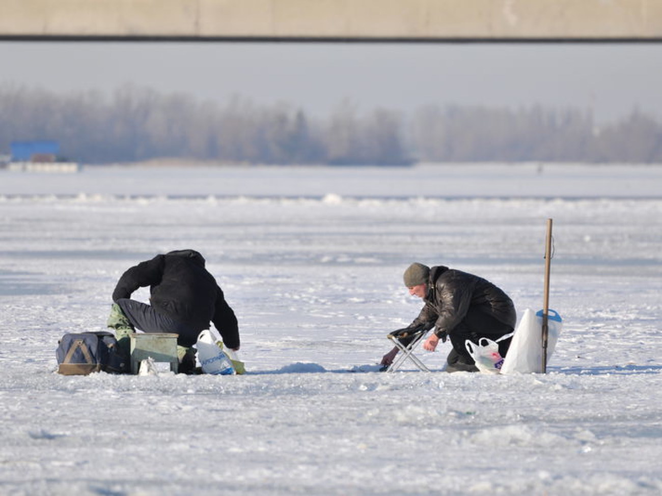 Зимняя рыбалка на Днепре