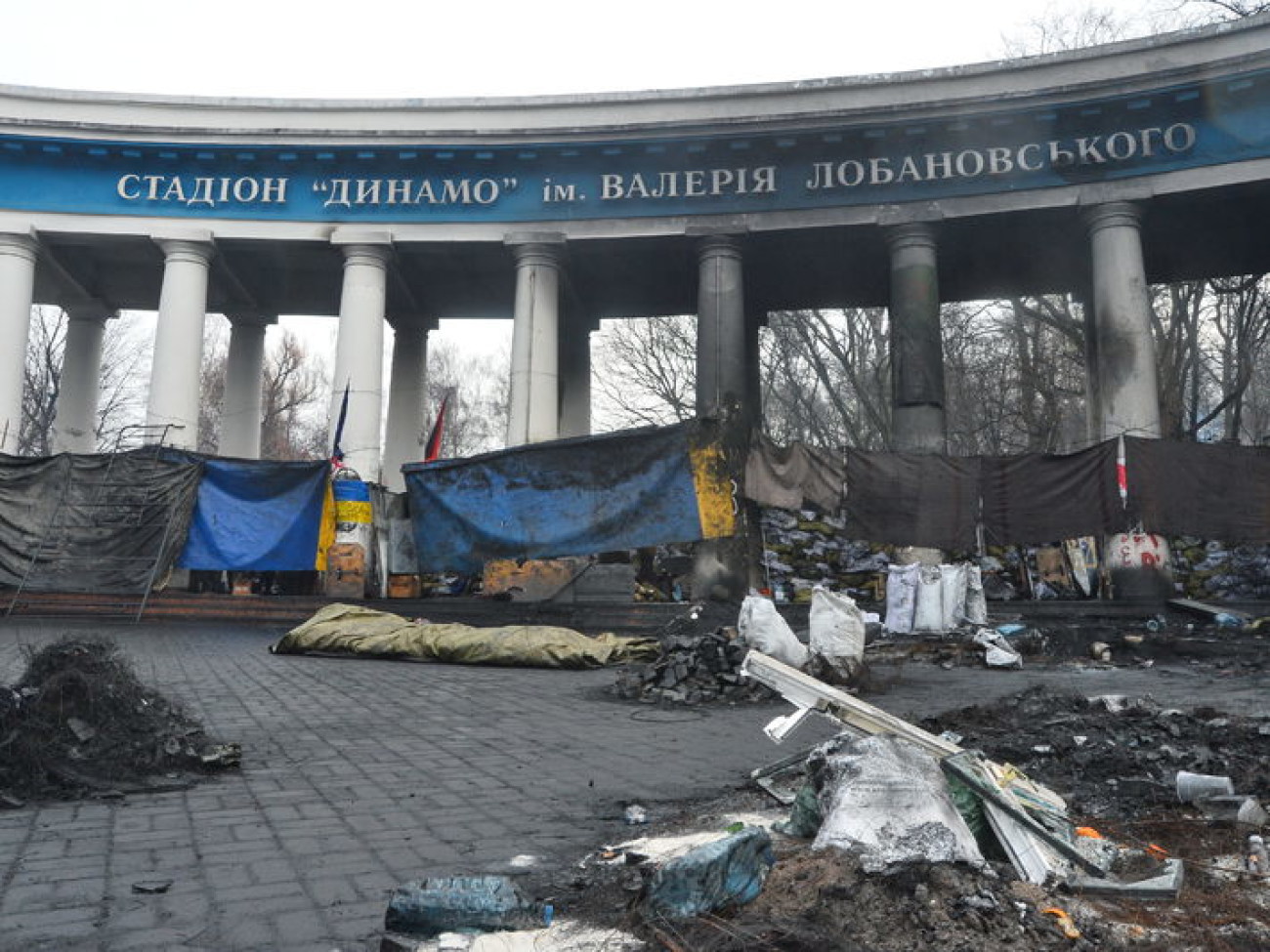 На Грушевского начали пропускать пешеходов, 17 февраля 2014г.