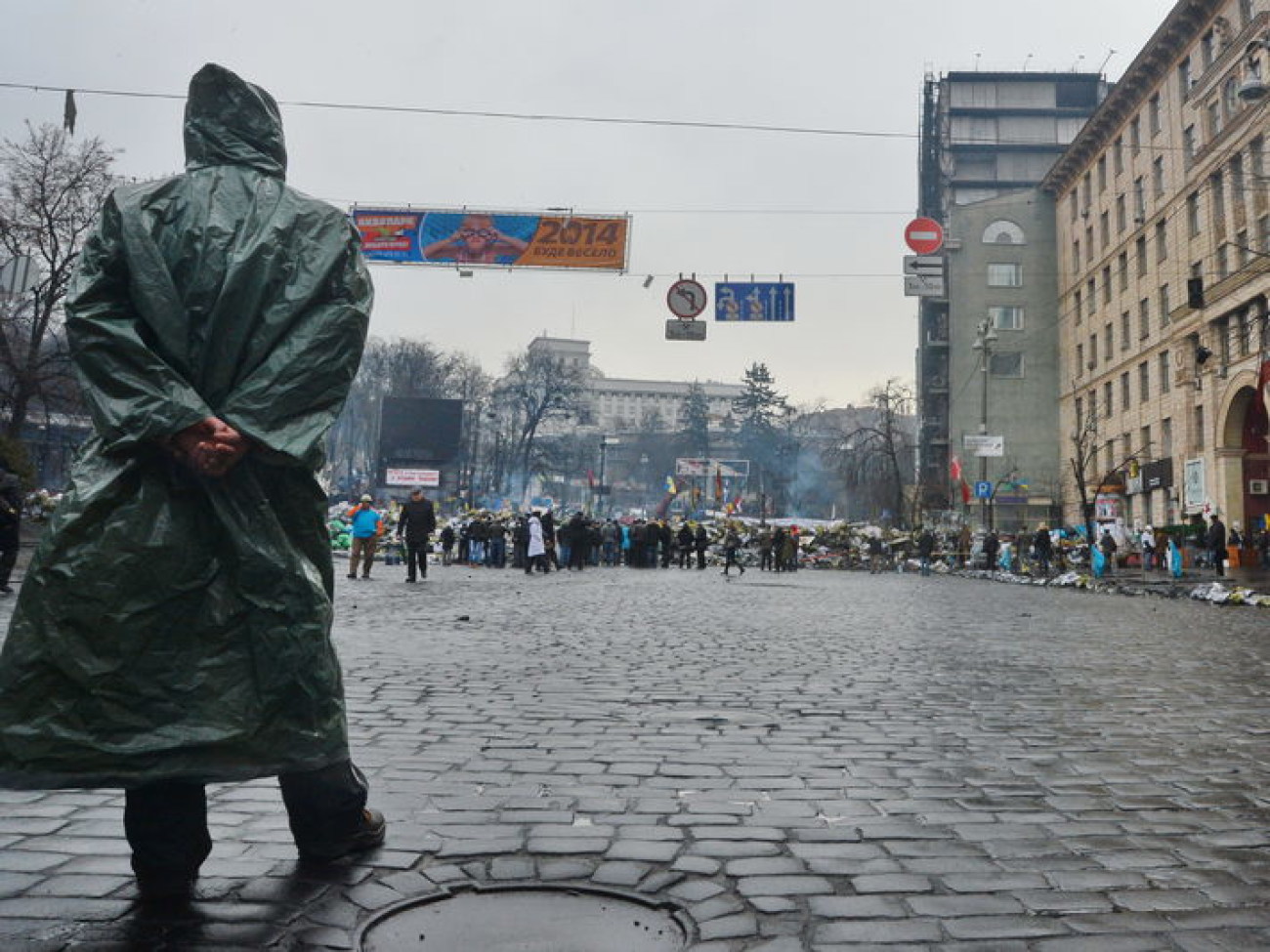 На Грушевского начали пропускать пешеходов, 17 февраля 2014г.