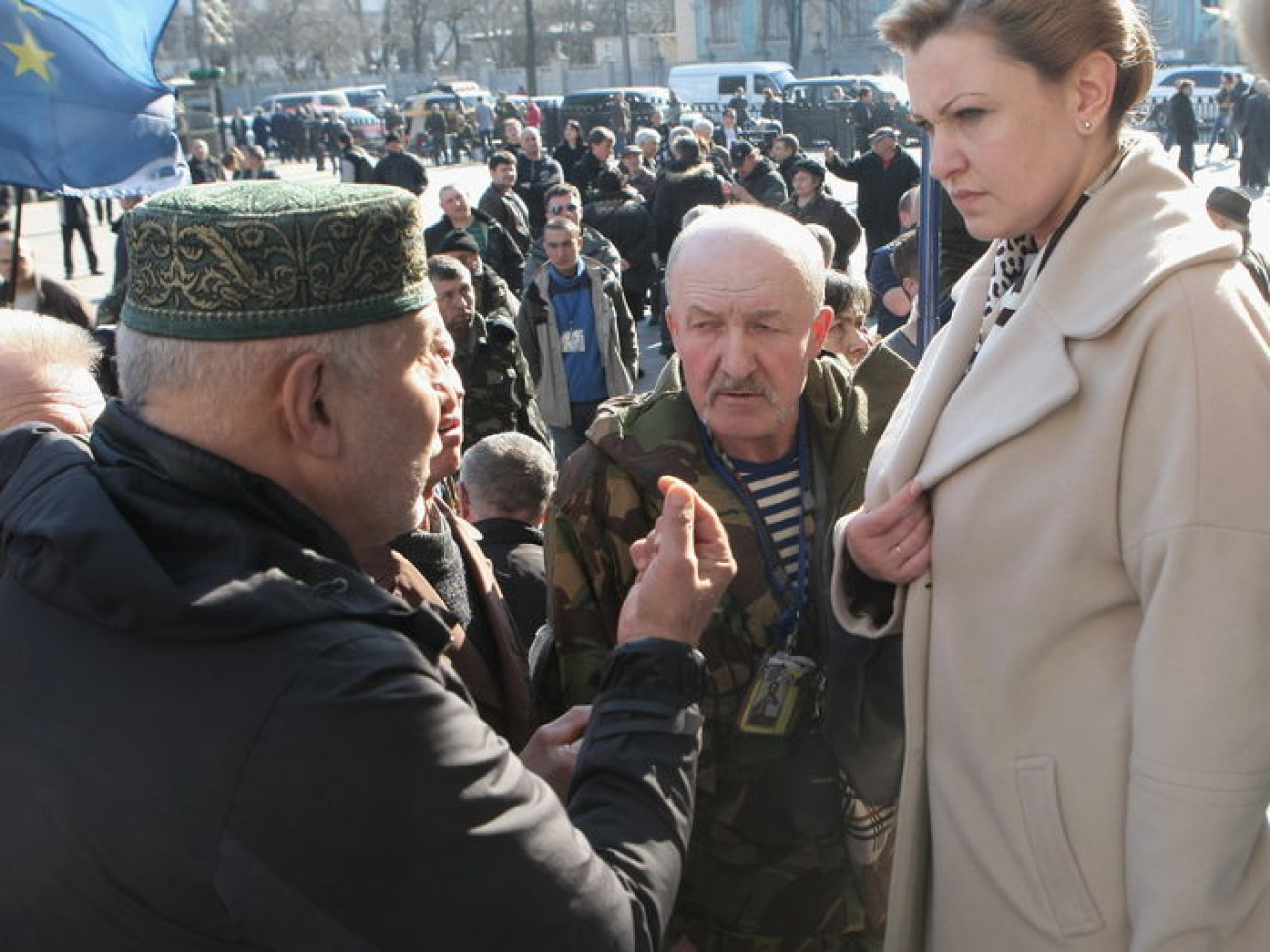 Под парламентом требовали освободить политзаключенных, 11 березня 2014г.