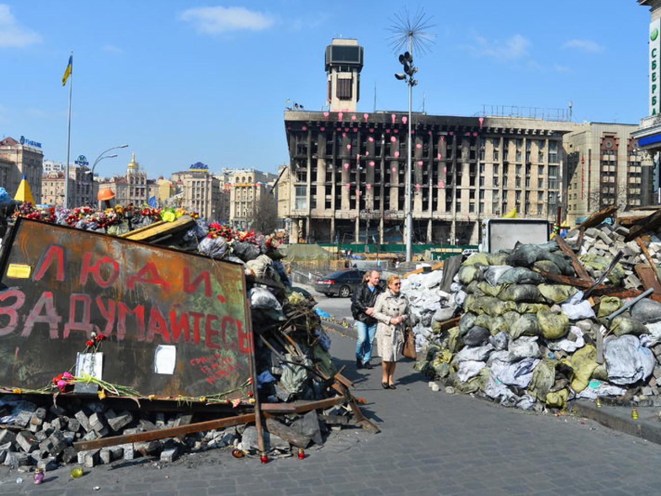 До конца марта на Майдане начнут убирать баррикады