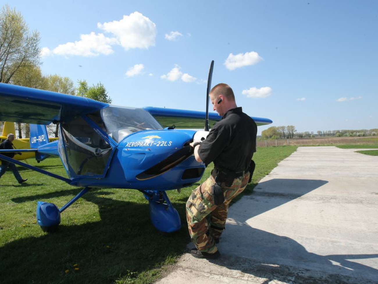 Частные самолеты помогают охранять границы Украины