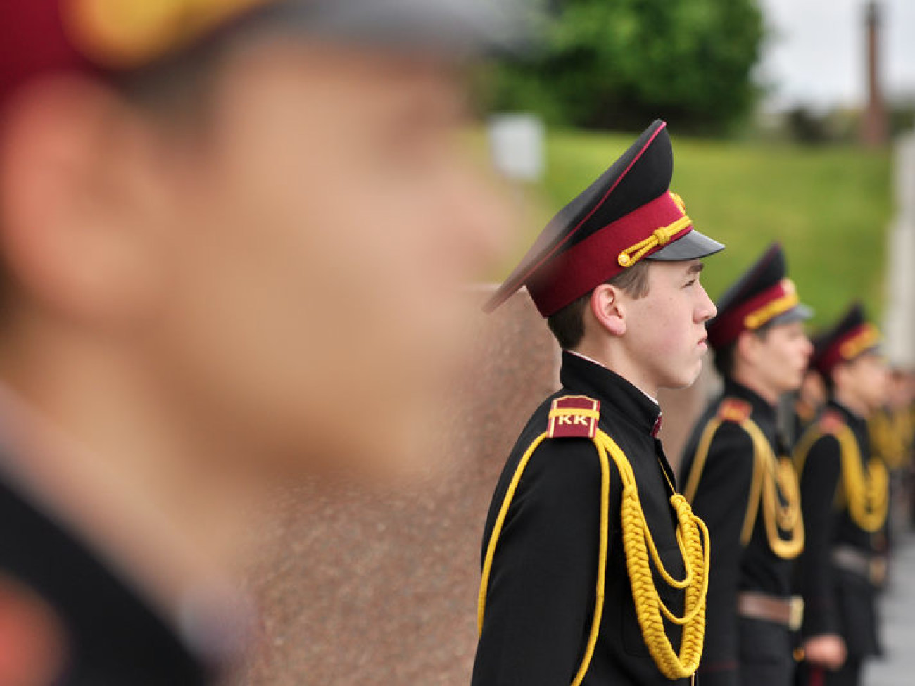 Киевские школьники почтили память погибших на войне, 6 мая 2014г.
