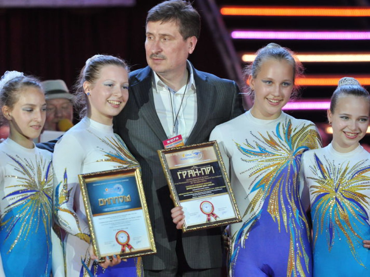 В Киеве прошел детский и юношеский цирковой фестиваль Николая Кобзова