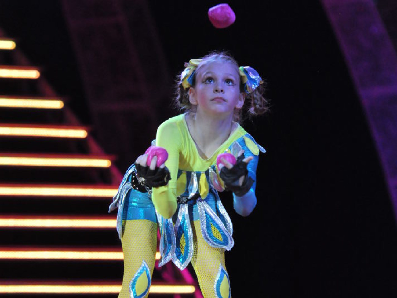 В Киеве прошел детский и юношеский цирковой фестиваль Николая Кобзова