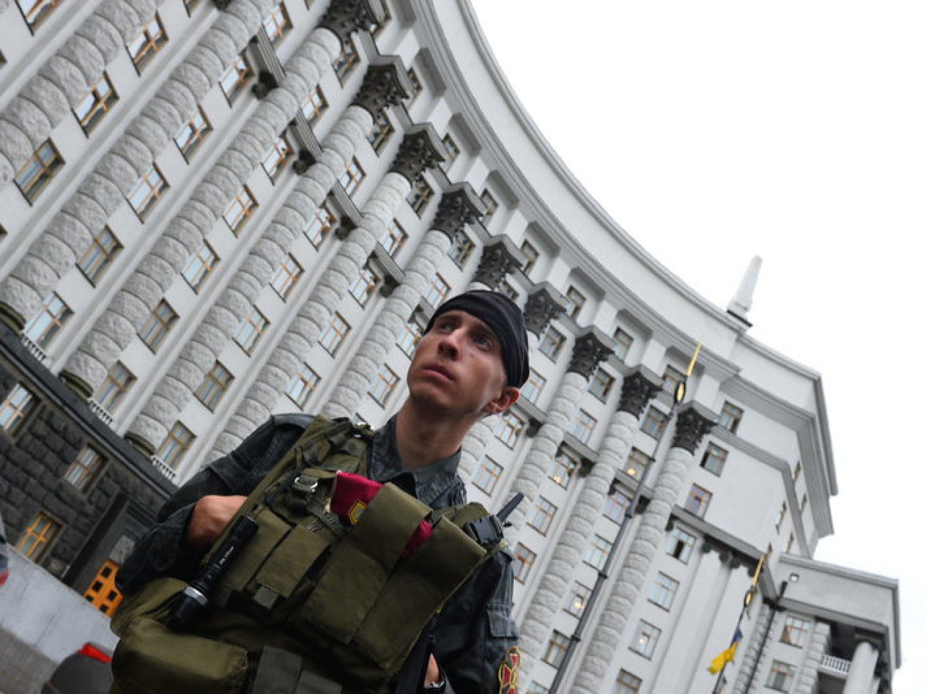 Бойцы Нацгвардии пикетировали Кабмин, 11 июня 2014г.