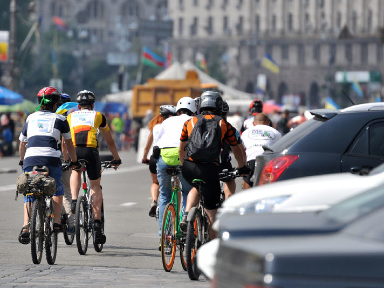 Заключительная часть велопробега ради детей в Киеве
