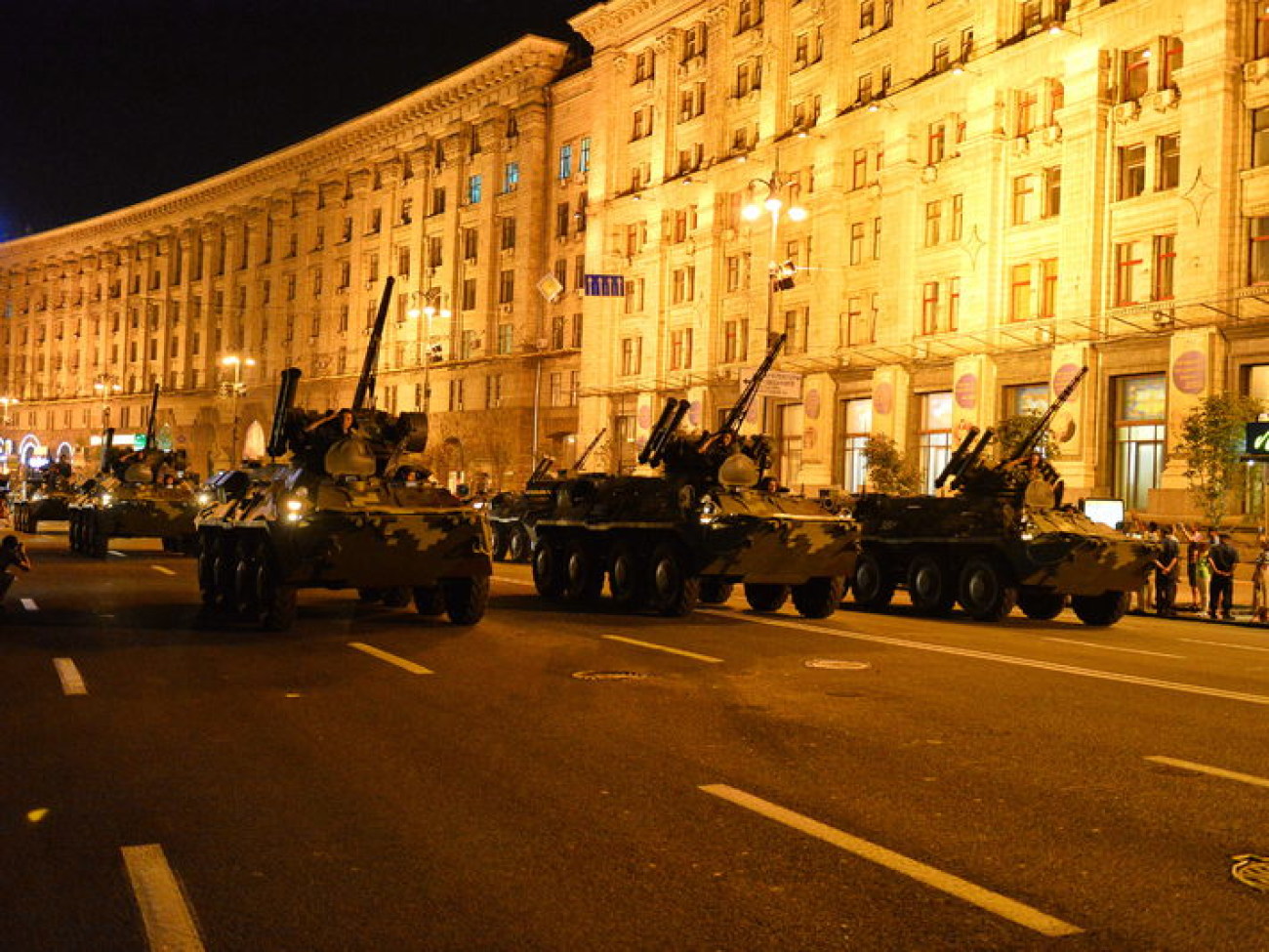 В Киеве состоялась репетиция военного парада