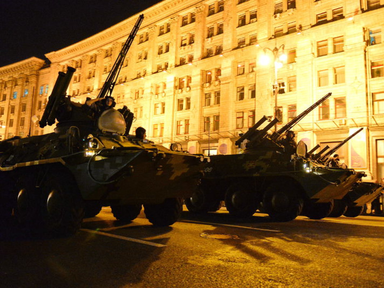 В Киеве состоялась репетиция военного парада