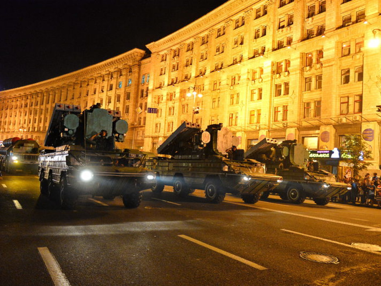 В Киеве состоялась репетиция военного парада