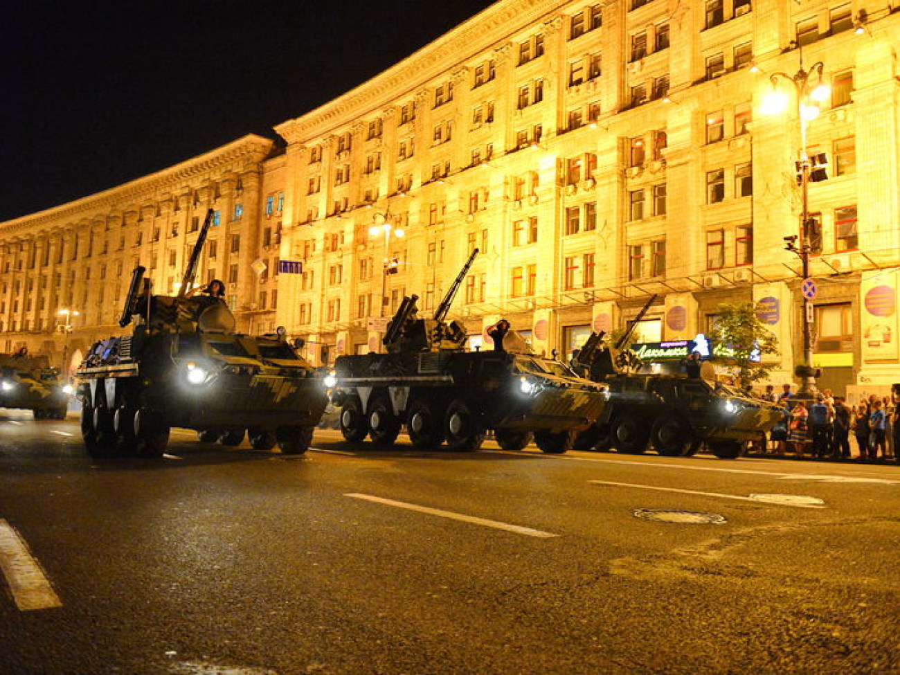 В Киеве состоялась репетиция военного парада