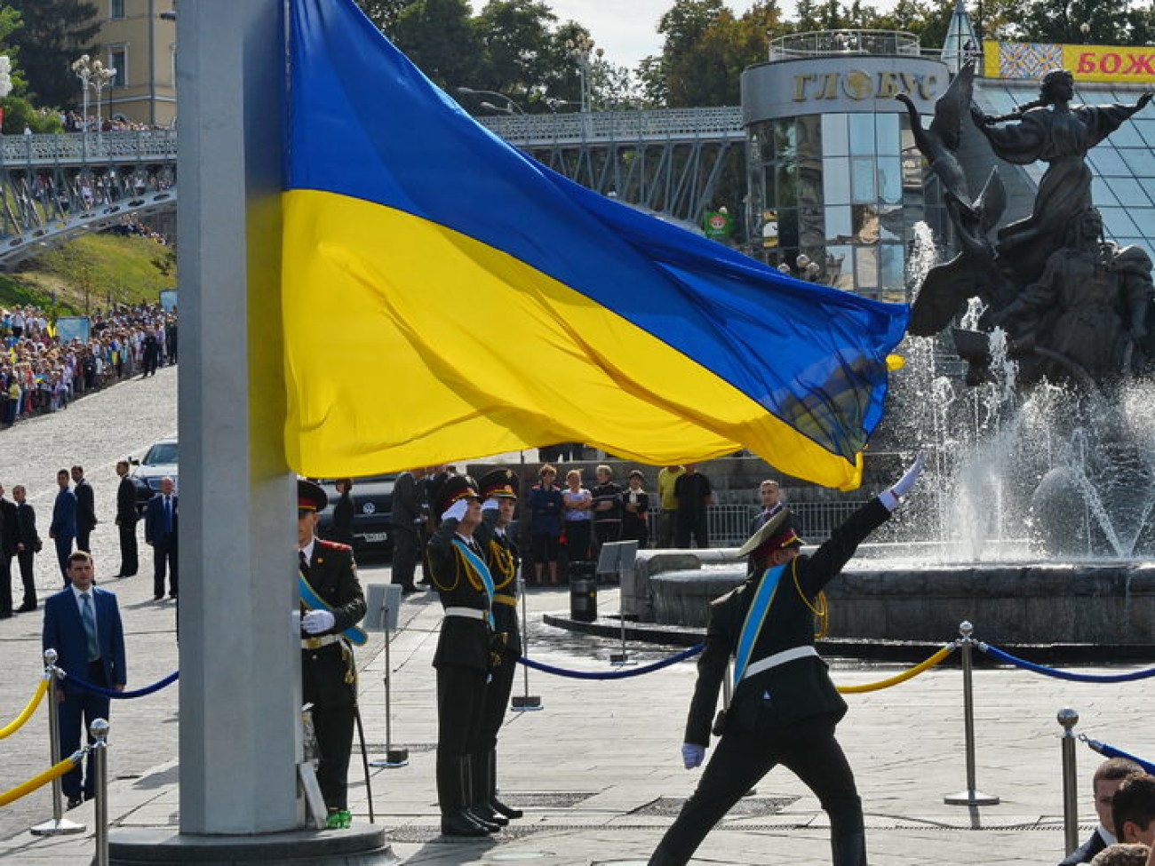 В Киеве прошел парад войск