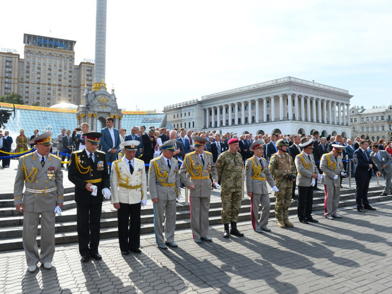 В Киеве прошел парад войск