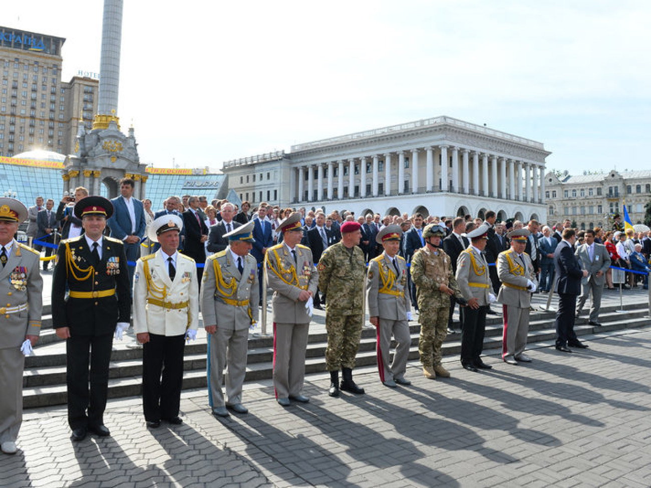 В Киеве прошел парад войск