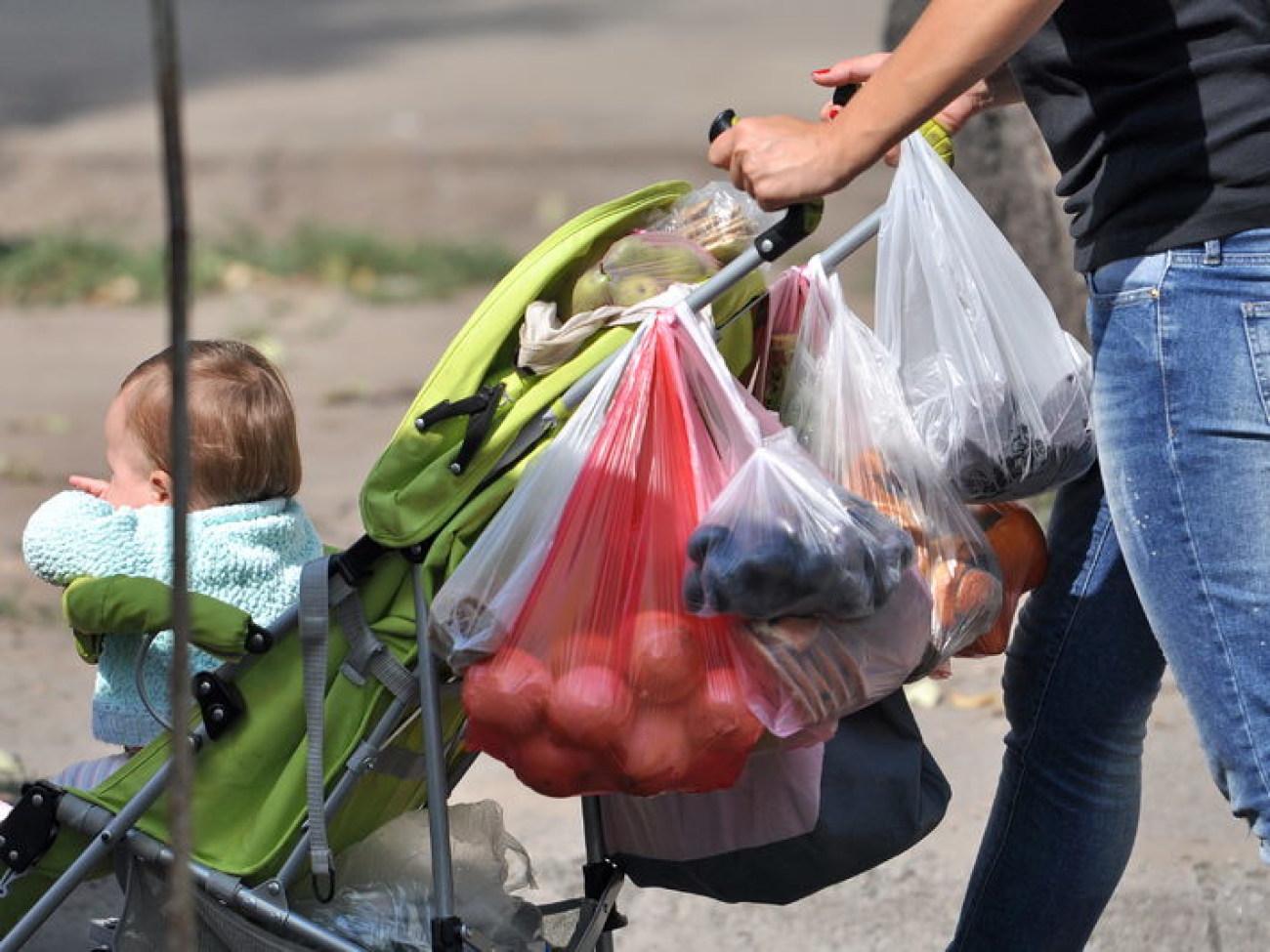 Из сезонных овощей в этом году доступна только картошка