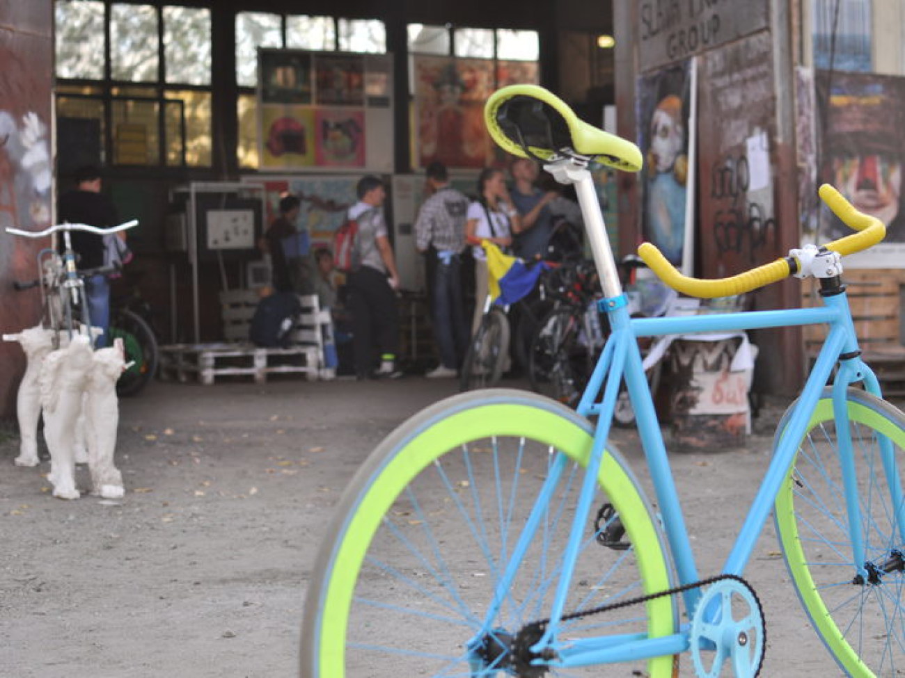 В Киеве прошел мини-фестиваль велосипедов