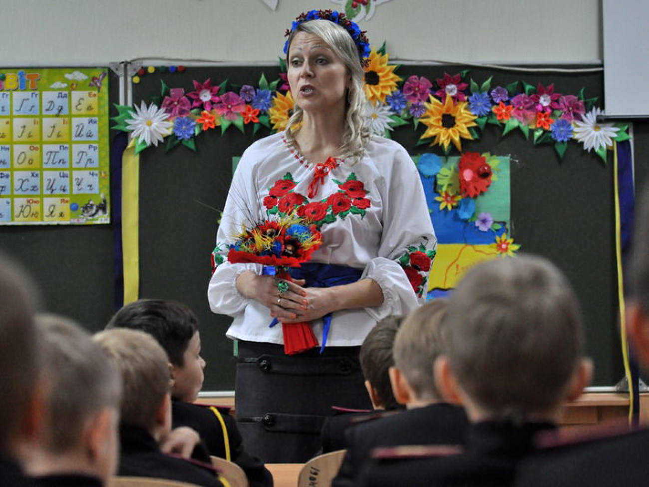 В украинских школах чествуют учителей