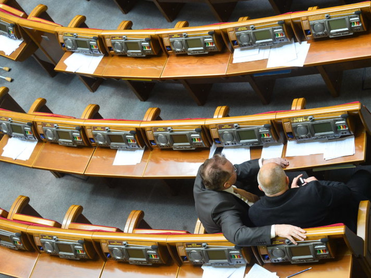 Внеочередное заседание ВР не удалось, депутаты не пришли, 20 октября 2014 г.