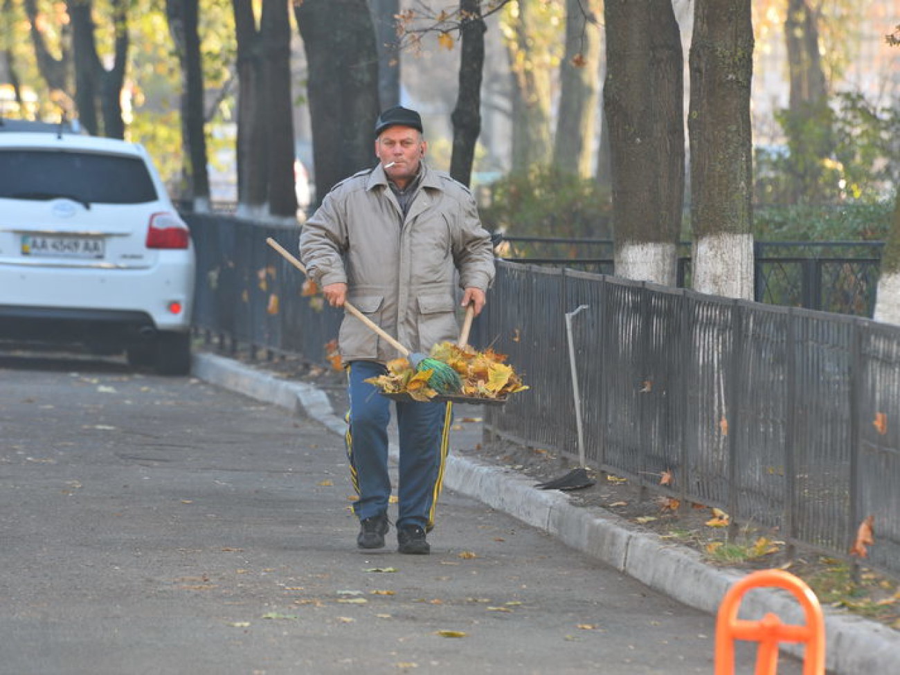 Осенняя пора&#8230; пора уборки листьев&#8230;