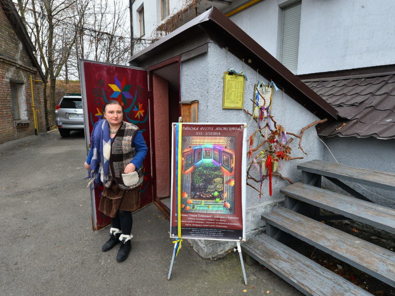 В Киеве проходит выставка картин выполненных в технике три-декор