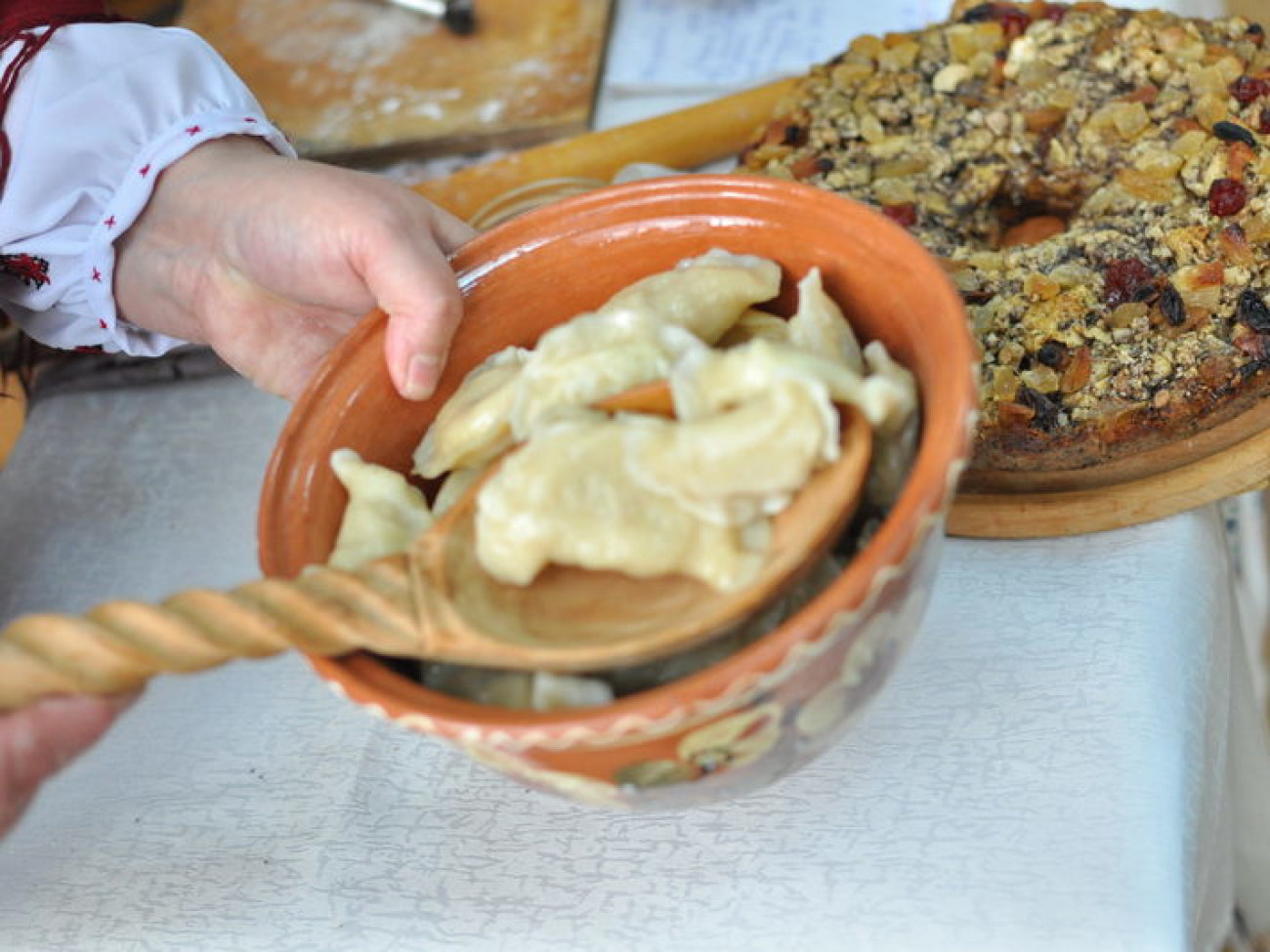 Как киевские кадеты и барышни Андреевские вечерницы провели