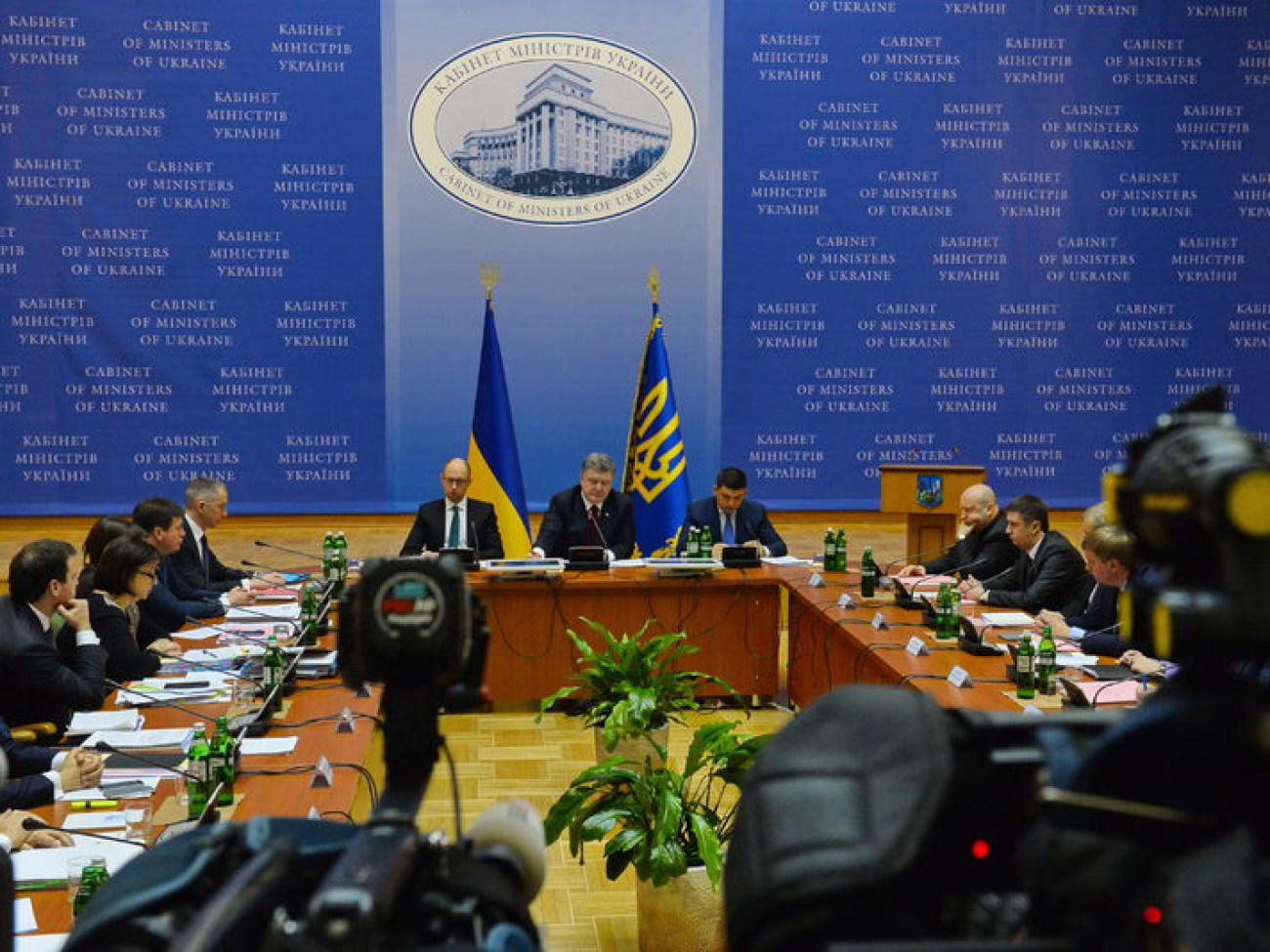 В Киеве собрались министры, Президент и губернаторы
