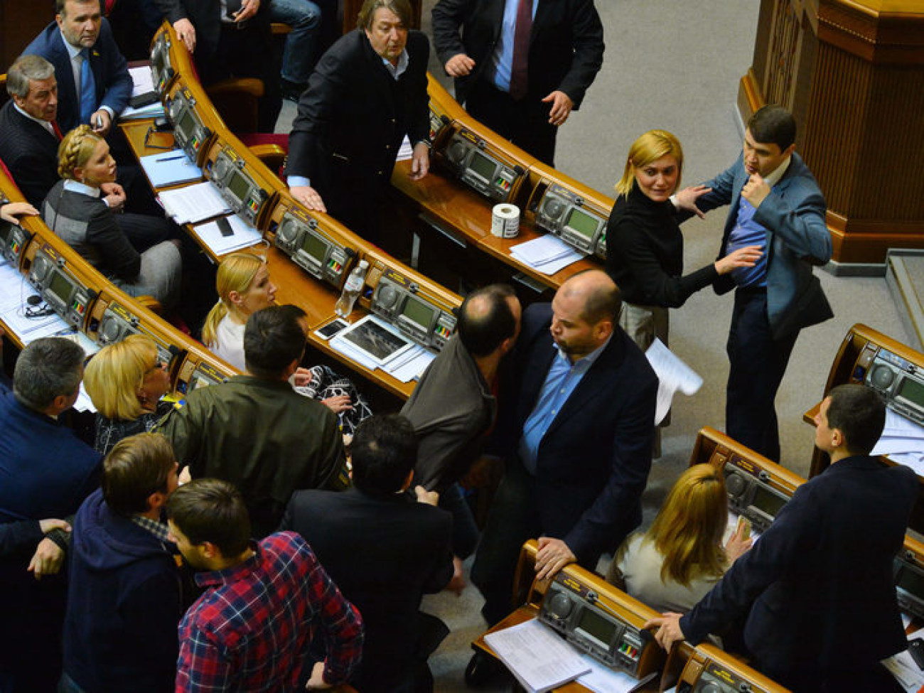 Парламентские бои: Егор Соболев против Вадима Ивченко