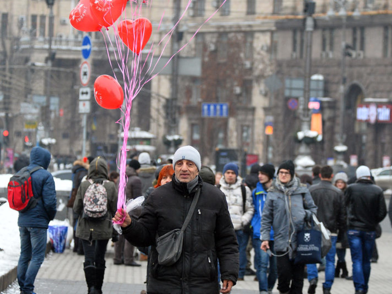 Влюбленные всего мира празднуют День святого Валентина