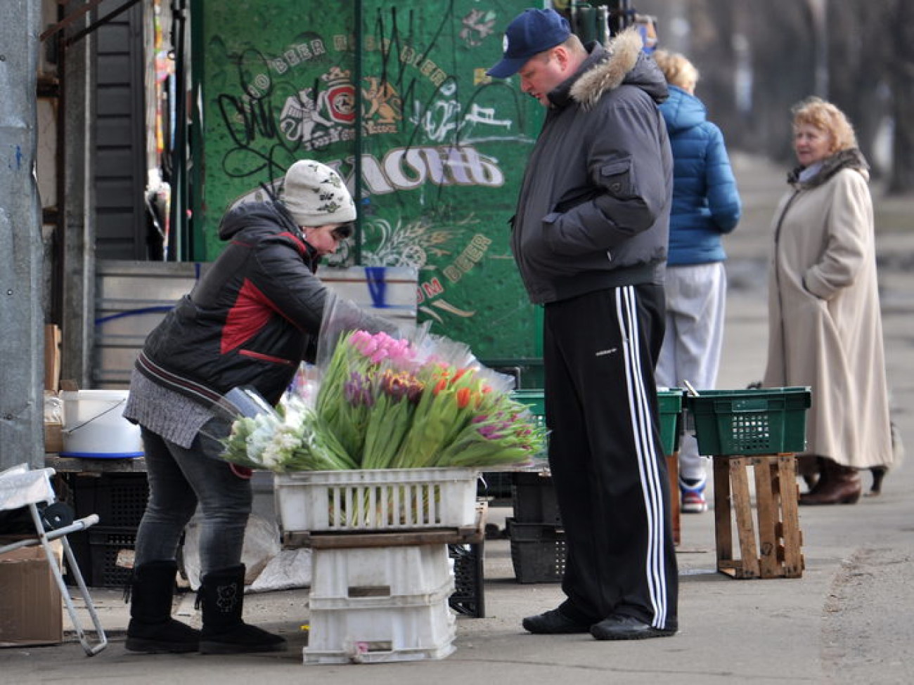 Красиво и дорого&#8230; В канун 8 Марта цены на цветы &#171;кусаются&#187;