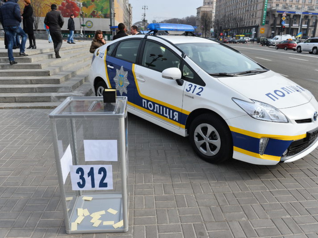 Украинцы сами могут выбрать дизайн патрульных автомобилей