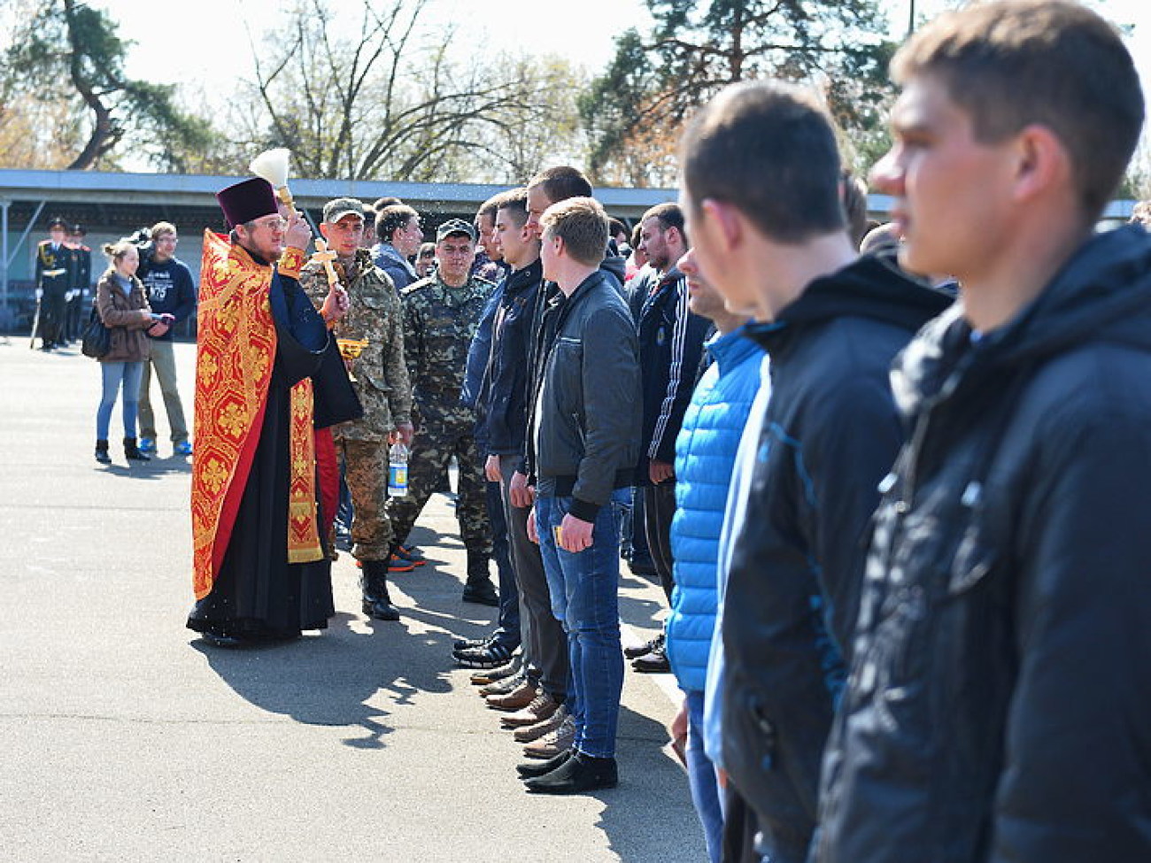 Призывников Украины отправили в ряды Вооруженных Сил