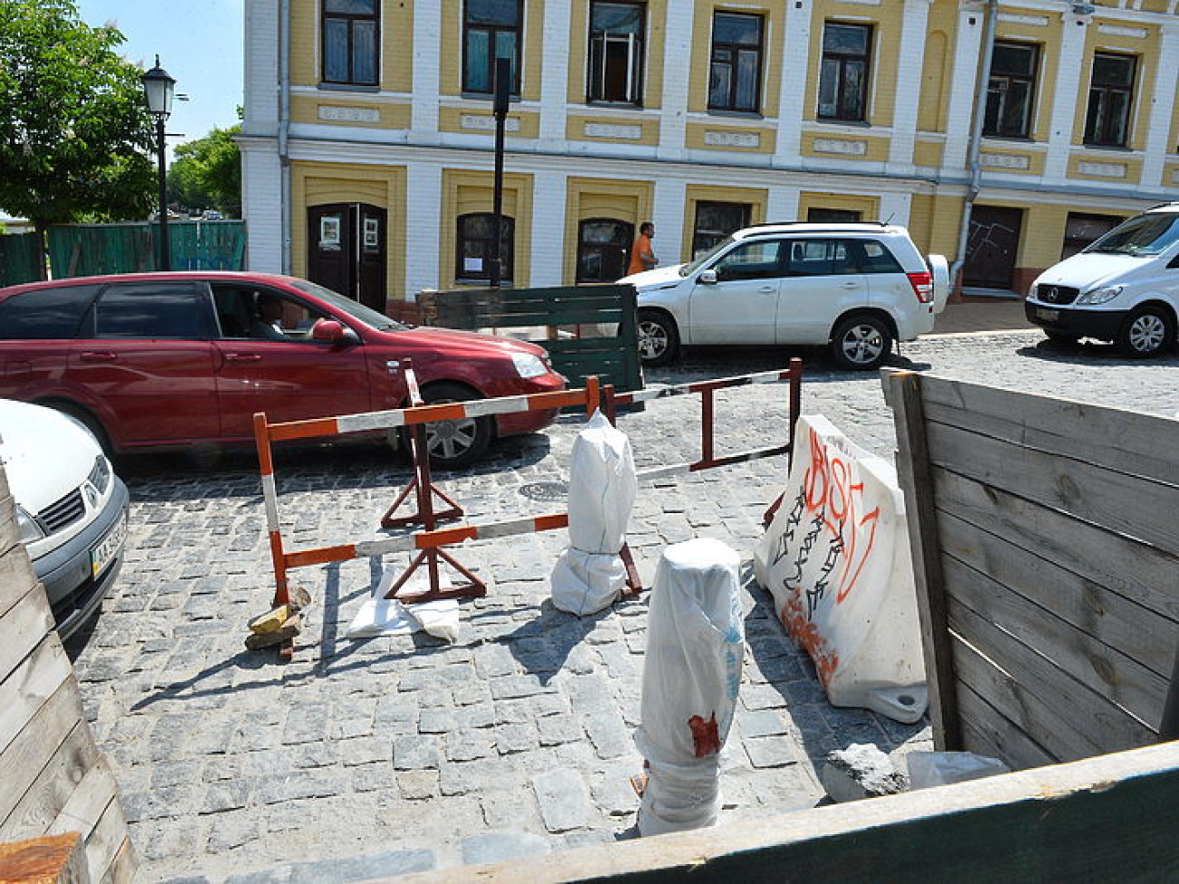 Андреевский спуск так и не стал пешеходным, 23 мая 2015 г.