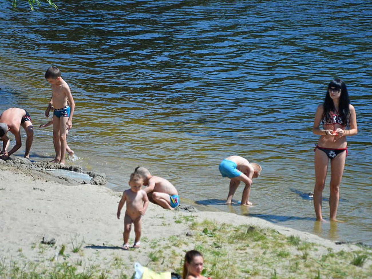 В Киеве купаться можно на 11 пляжах