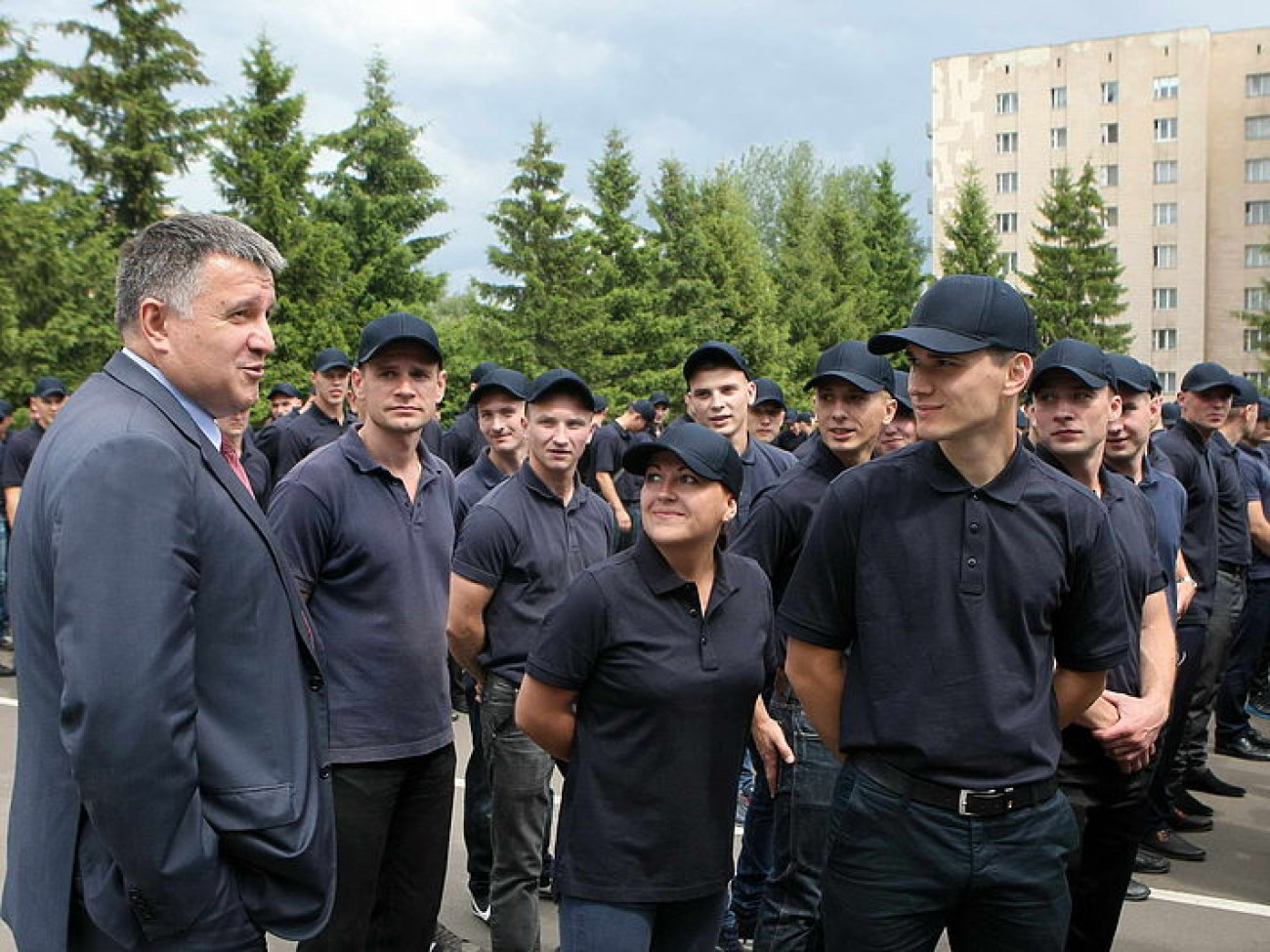Выпускники украинской полицейской академии завтра выйдут на улицы