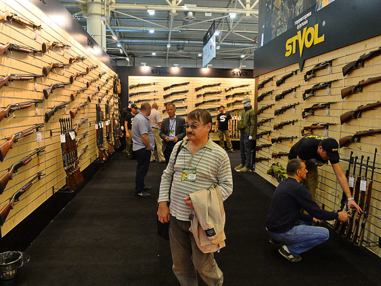 В Киеве открылась выставка оружия