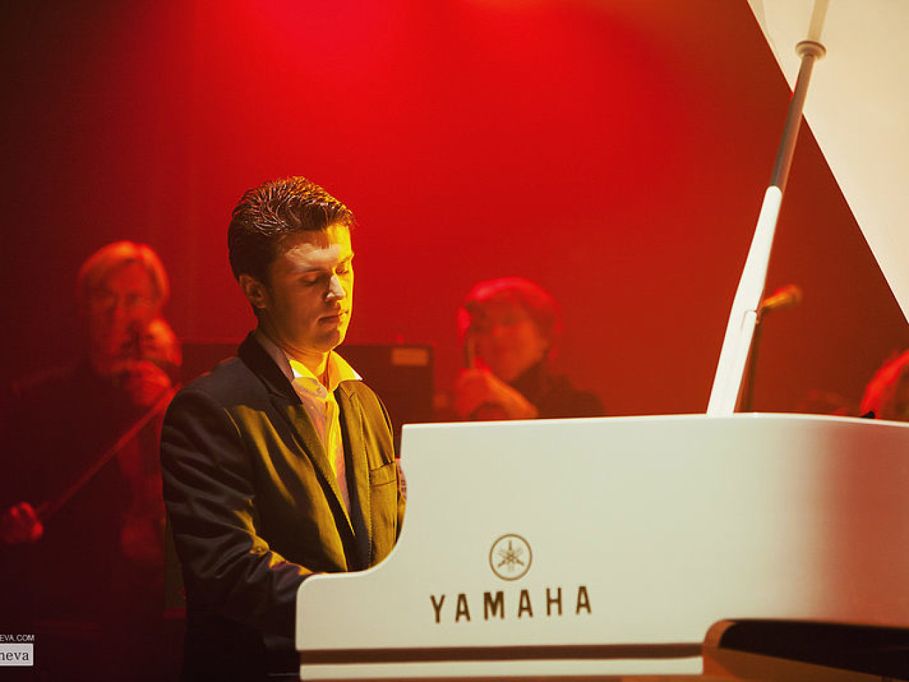 Лидер группы SPACE выступил в Киеве с украинским пианистом