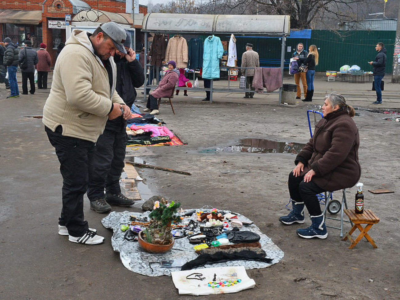 Зоозащитники Киева пикетировали Куреневский рынок