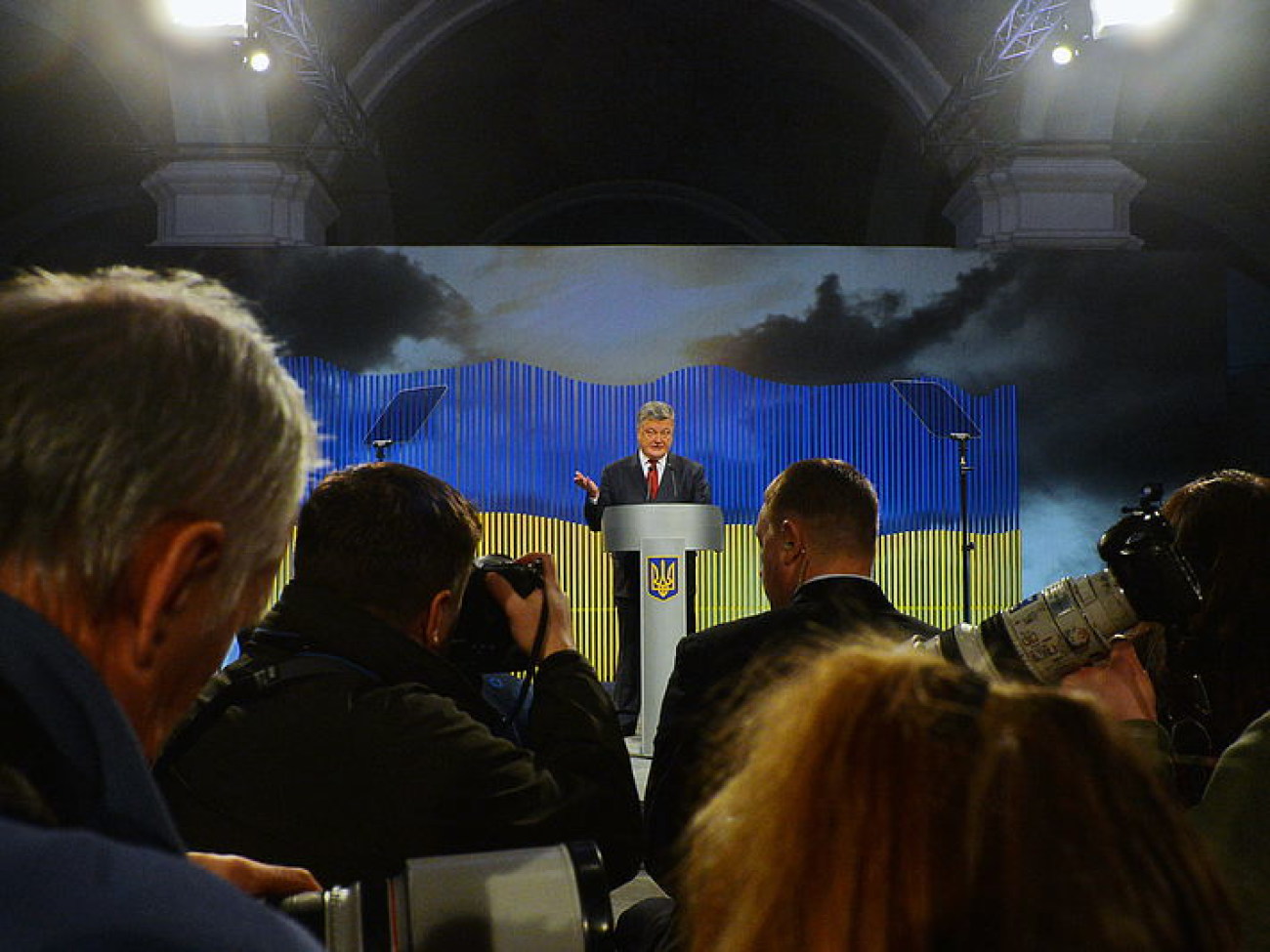 В начале года Порошенко решил пообщаться со СМИ