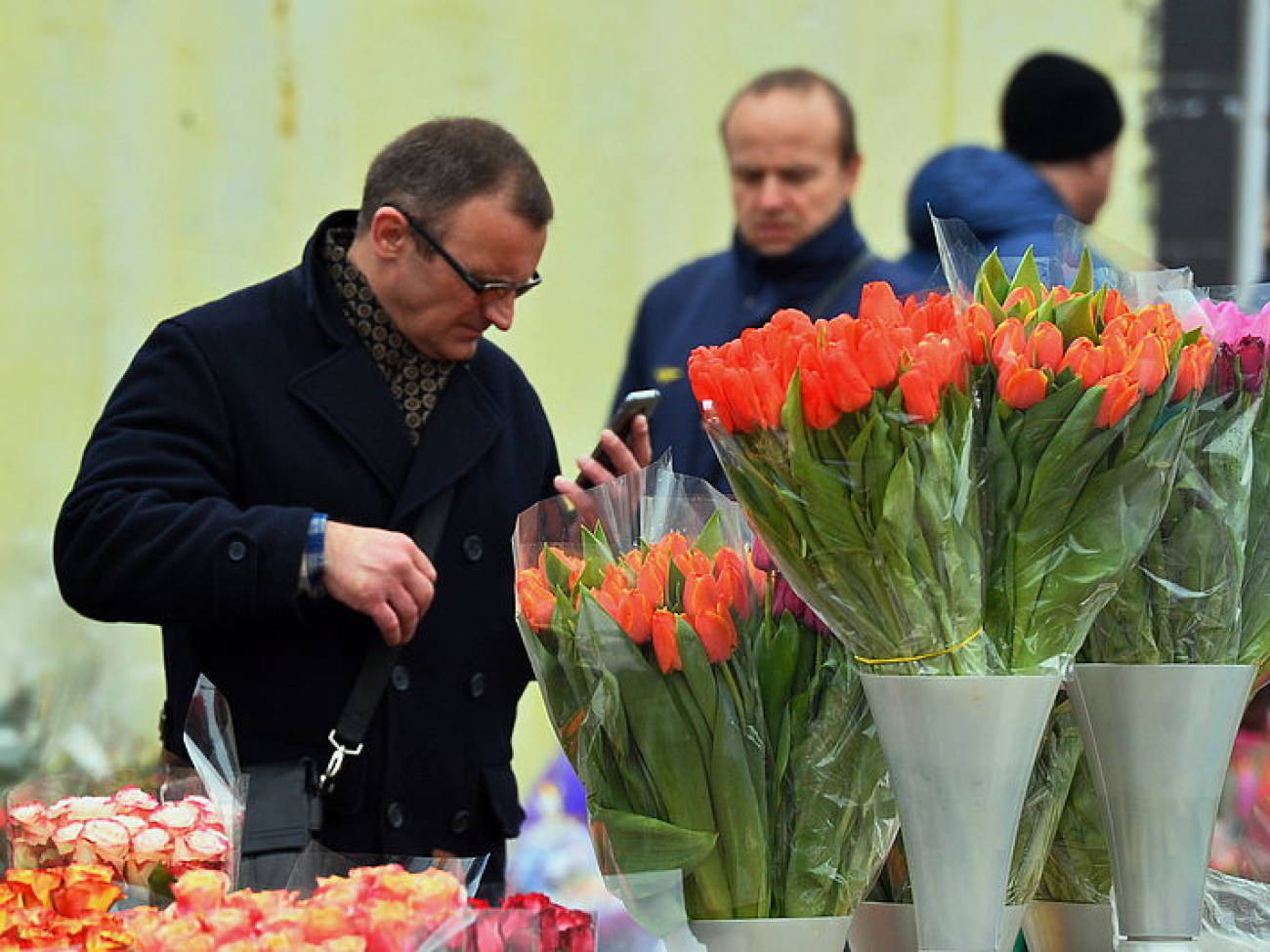 Столичные продавцы цветов жалуются на отсутствие спроса