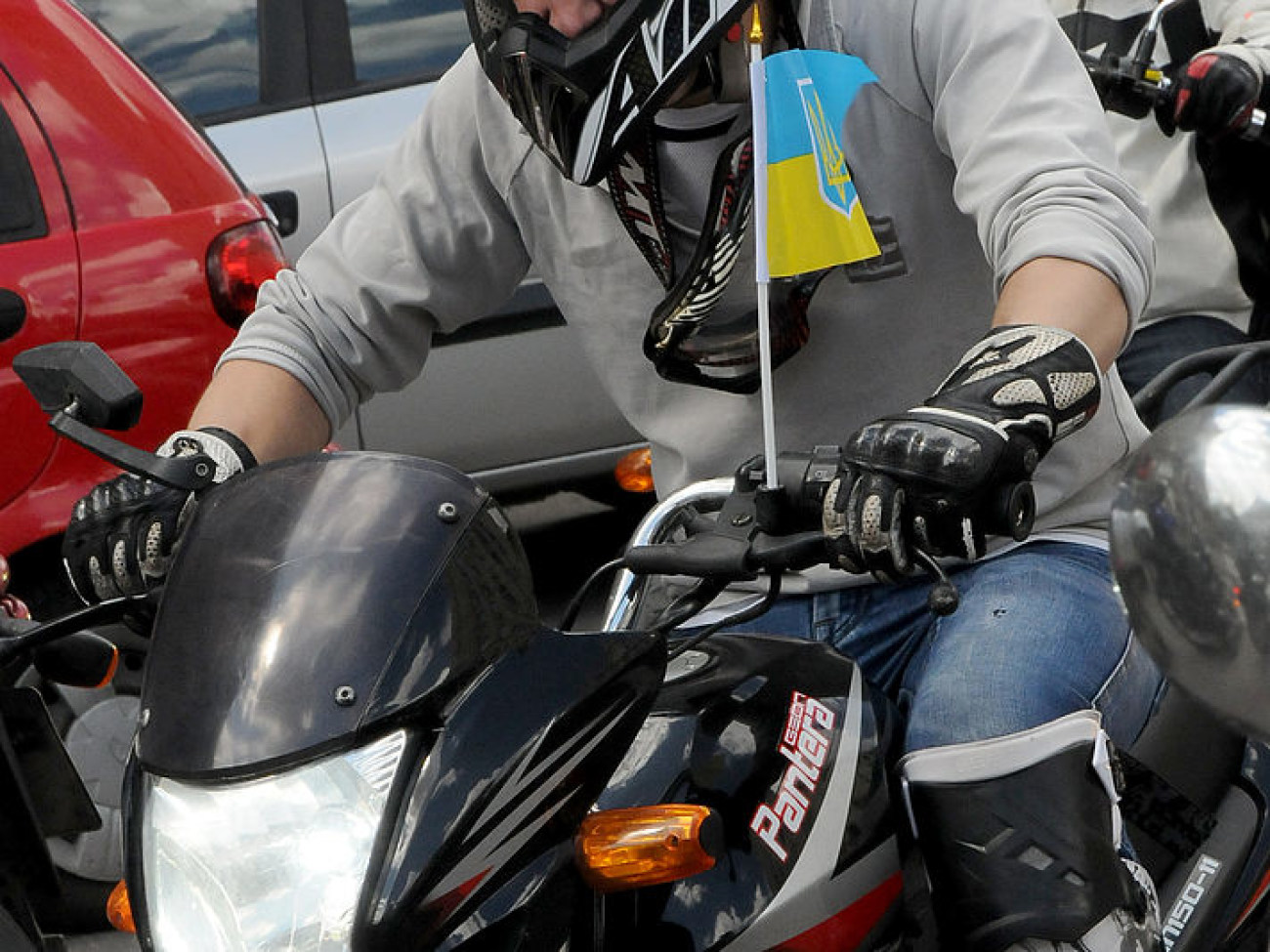 В Харькове запрещают двигаться по центральным улицам города на мотоциклах: мотоциклисты выступили против