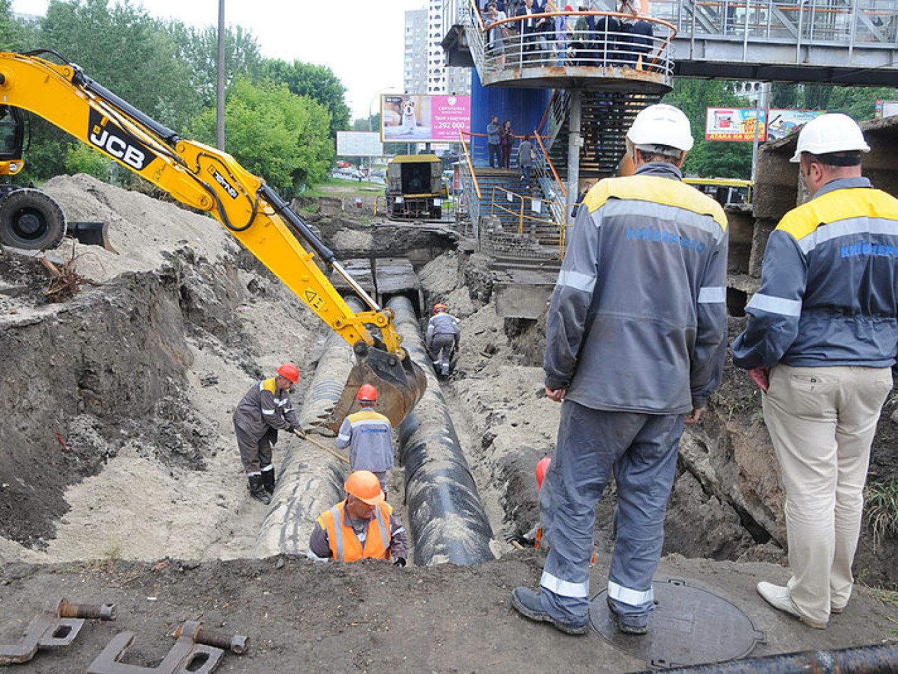 В Киеве могут отключить гарячую воду&#8230; Отопительный сезон &#8212; под угрозой срыва