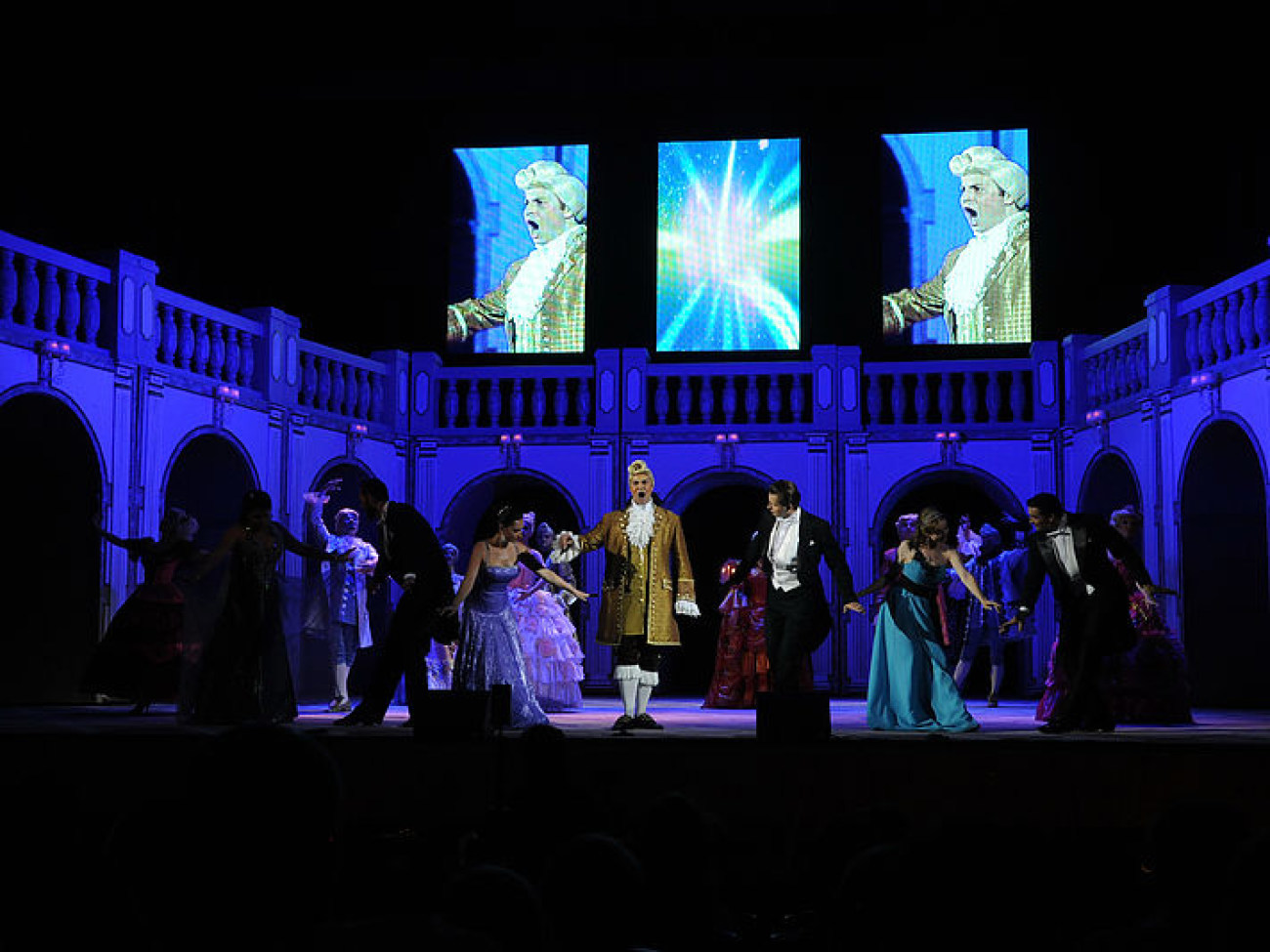 Национальная оперетта закрыла восемьдесят первый театральный сезон грандиозным Гала-концертом