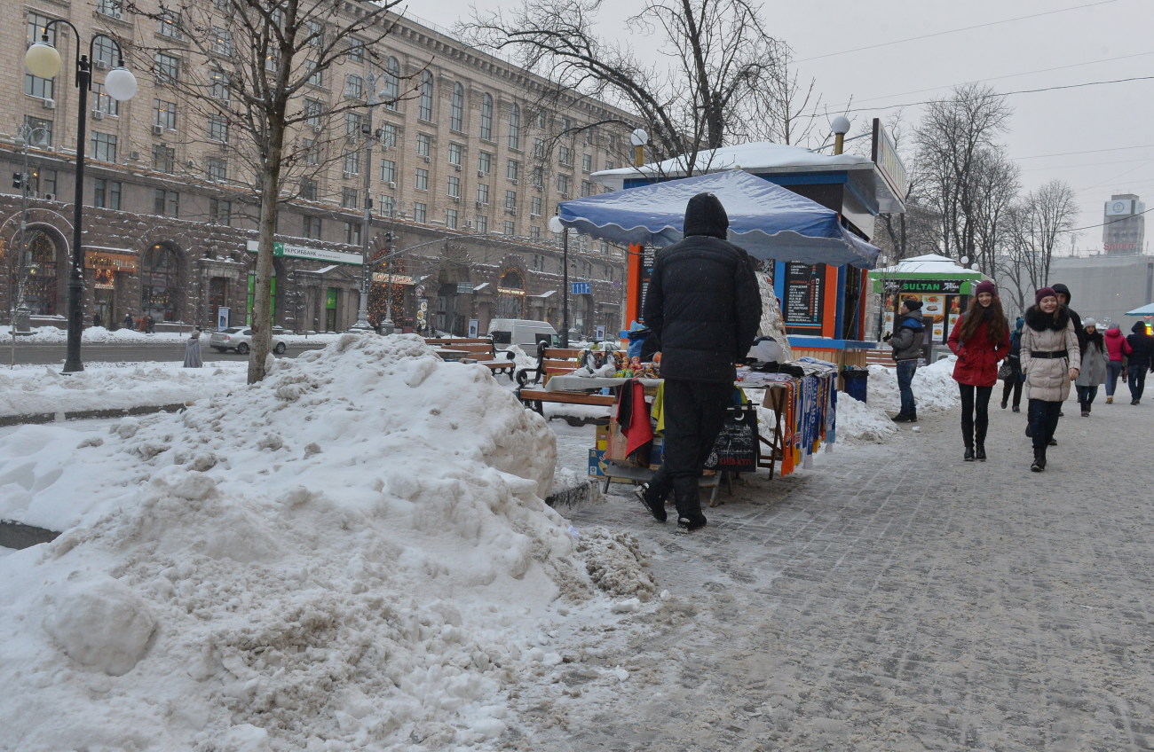 Киев утонул в сугробах