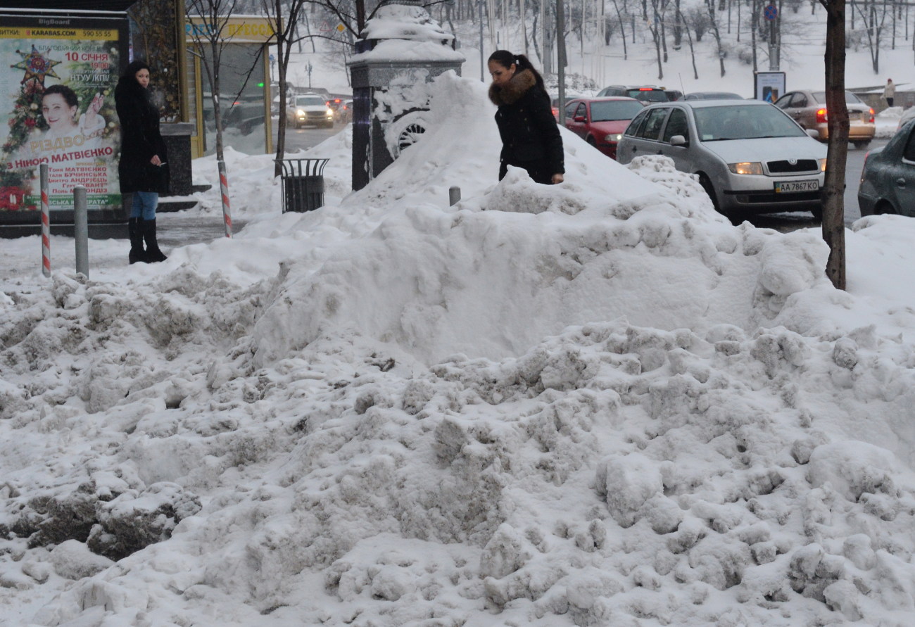 Киев утонул в сугробах