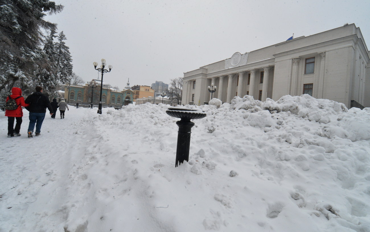 Киев утонул в сугробах