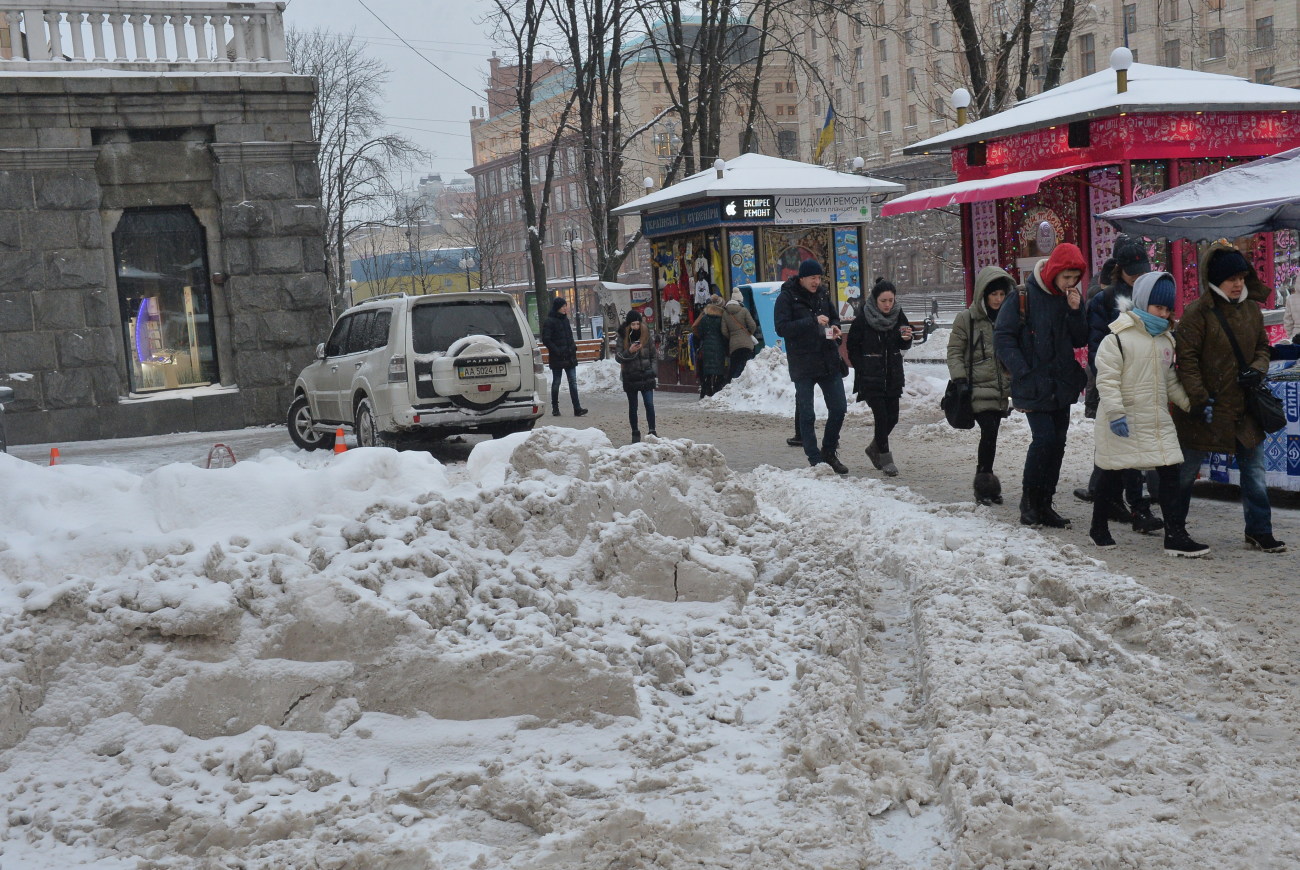 Киев утонул в сугробах